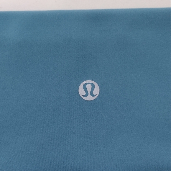 Lululemon Blue Low-Rise Cropped Ankle Length Workout Athletic Leggings Size 2 - Picture 13 of 15